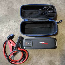 Jump & Carry  portable jump start  With 2 USB Ports  For Cell Phone Charging Like New 