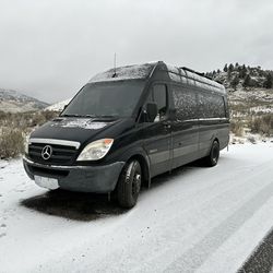 Sprinter Stealth Camper Van 100% Self Sustaining Extended