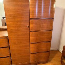 5 Piece Mid-century Modern Bedroom Set Estate Sale