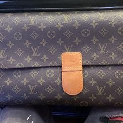 Louis Vuitton File/document Bag