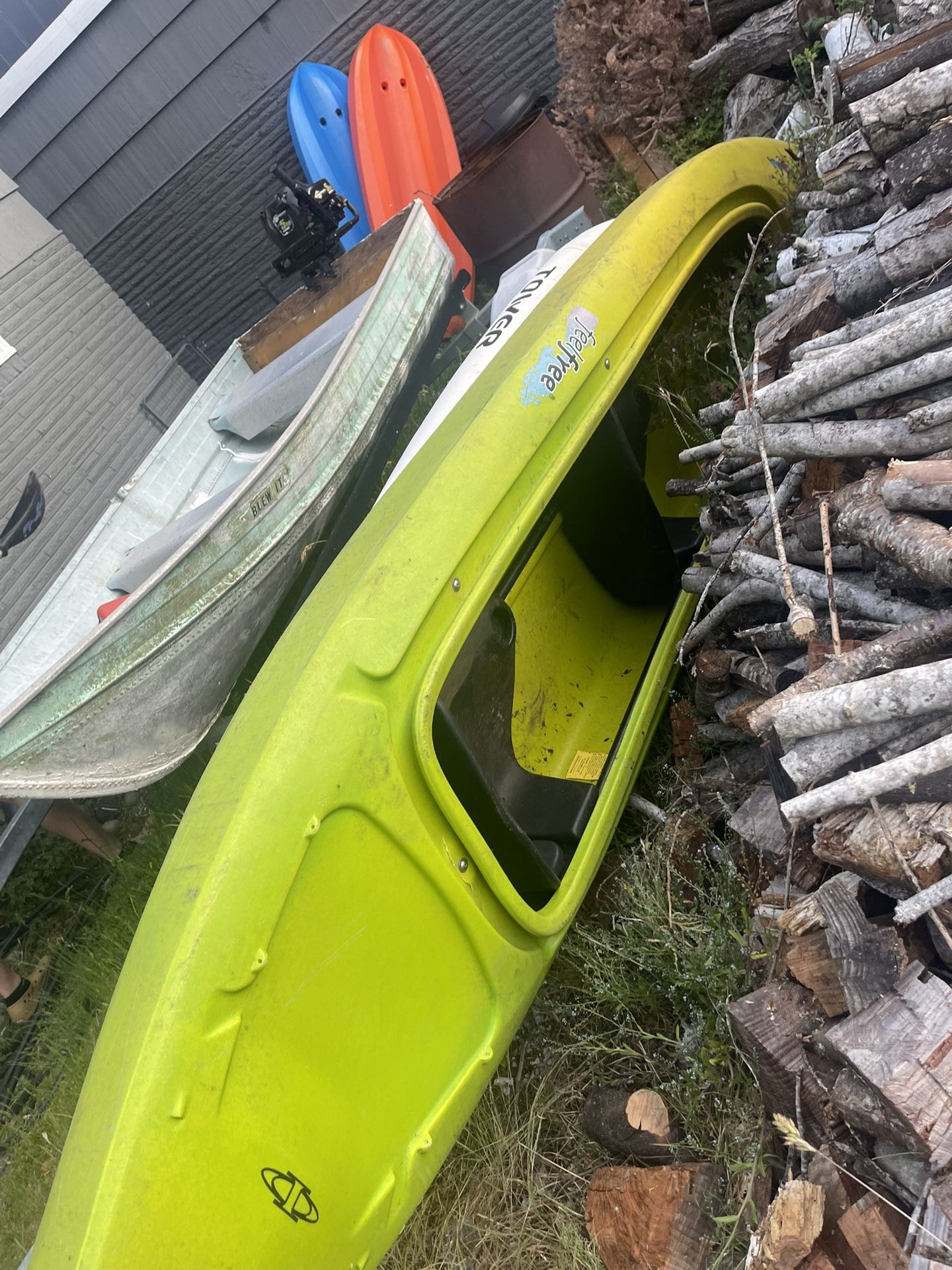 Canoe 2 Person