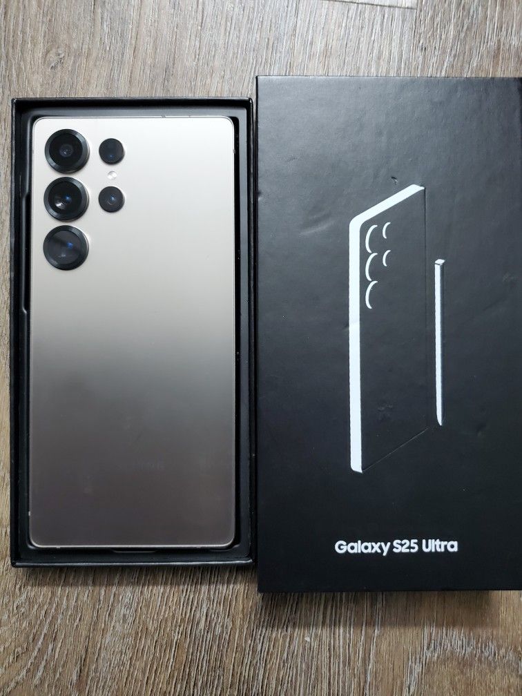 Samsung Galaxy S25 Ultra 5G 1TB Factory Unlocked Brand New