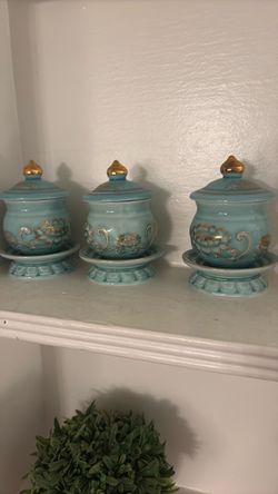 Tea cups