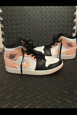 Air Jordan 1 Mid Sneakers White Black Peach