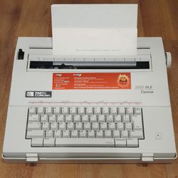 Smith Corona 250 DLE Electric Manual Typewriter