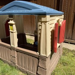 Step 2 Playhouse Cottage Step2