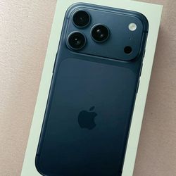 Apple IPhone 17 Pro Max  256gb Unlocked, FREE Smartwach/ Headphones. Pay $1 Today Rest in payments. NO CREDIT NEEDED FINANCING