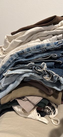 BRANDY MELVILLE, URBAN OUTFITTERS, COTTON ON, TARGET — CLOTHING