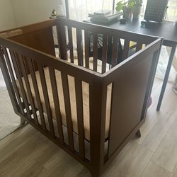 Mini Crib