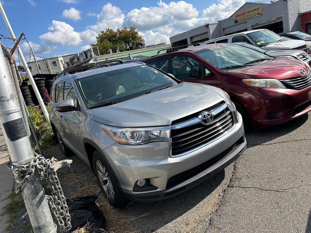 2016 Toyota Highlander