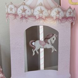 Carrousel Party Decorations