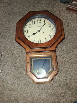 Vintage VERICHRON Wall Clock 31-day Key Wind Chimes Works