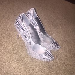 White House Black Market Heels 8.5