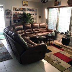 Leather Couch With Recliners