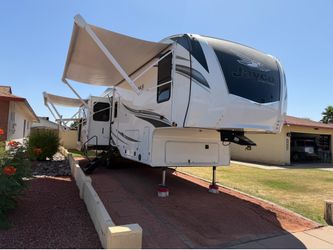 2022 Jayco Eagle 317RLOK 36’ Luxury Fifth Wheel – Loaded & Ready to Camp – $49,999