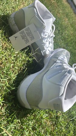 Woman’s Jordan’s 11 RETRO FOR SELL !