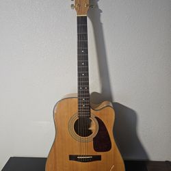 Fender Acoustic/Electric Guitar, Model #DG 22CE  NAT  Very Good Condition 