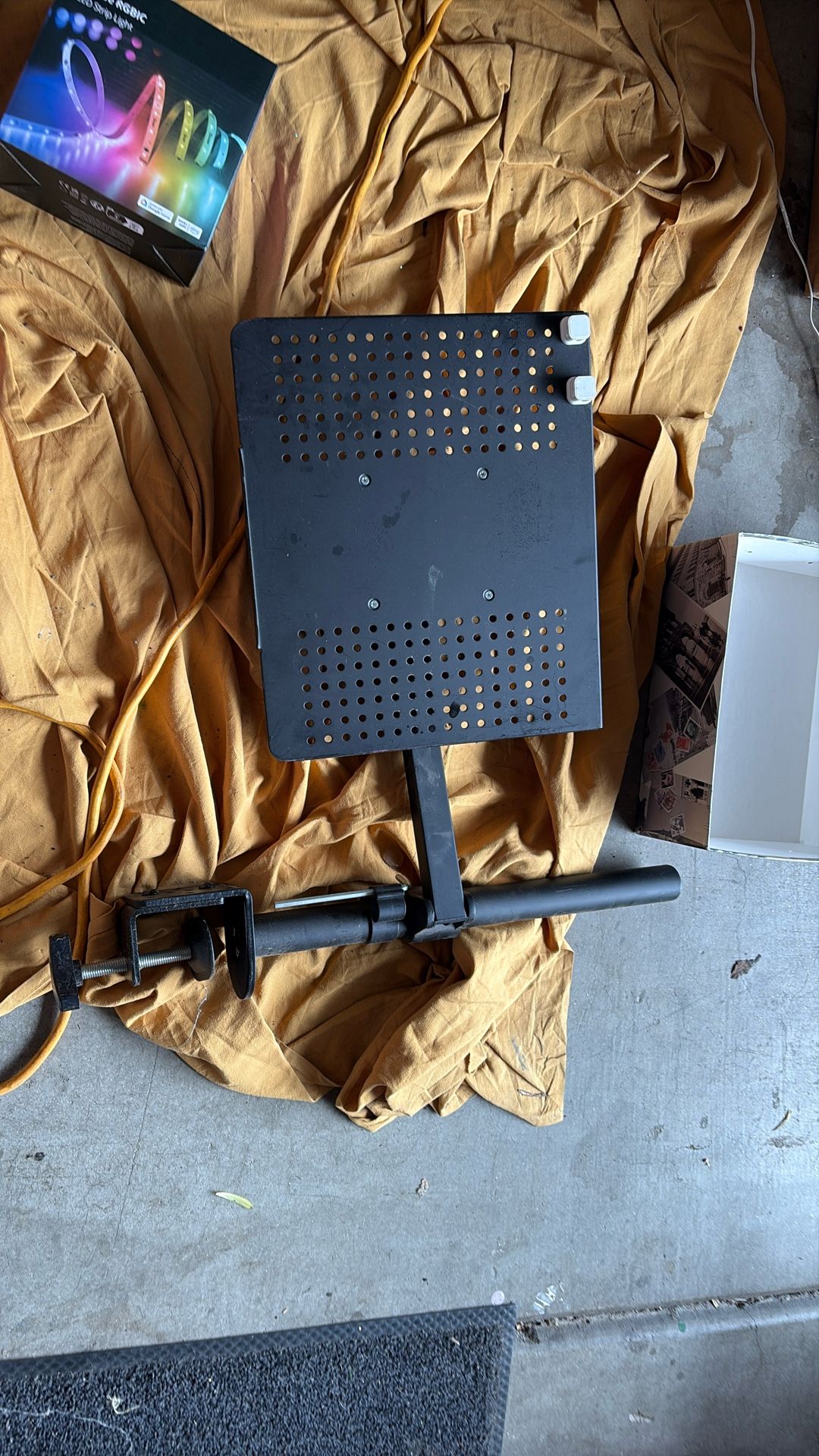 💻 Adjustable Laptop Stand with Clamp Mount – $25 (35th Ave & Deer Valley)