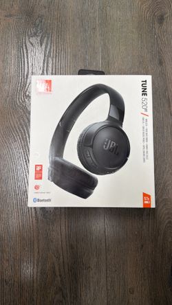 JBL Tune 520bt Over Ear Headphones