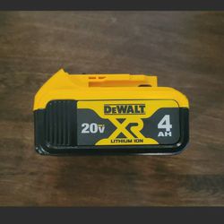 DeWALT 20V Max XR  Redlithium Battery 4AH