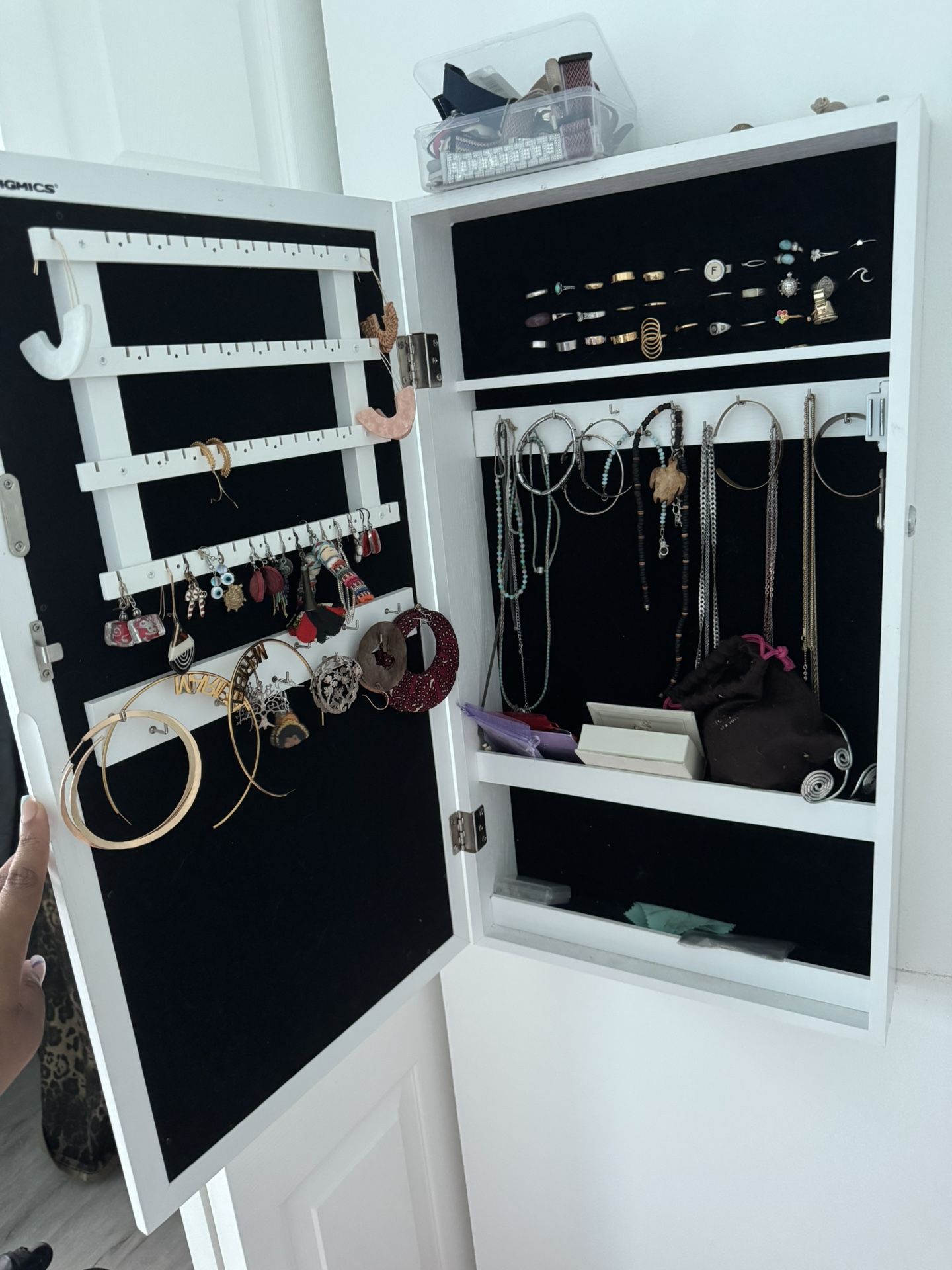 Wall Jewelry Box