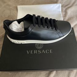 Versace Sneakers