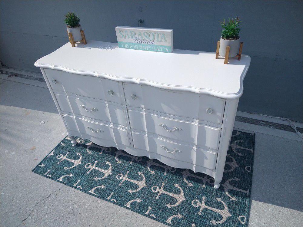 French Provincial Dresser Newly Refinished And Bright White Lightly Distressed All Dovetail Drawers
