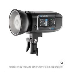 1x Westcott FJ 400,  1x FJ80, 1x FJ-X2, 2x FJ-XR 