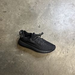 Yeezy 350 Pirate Black