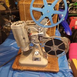 1940's Keystone Commander Deluxe 8 Movie Projector