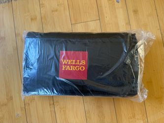 Packable picnic blanket - BRAND NEW