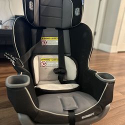 Graco Extend2Fit Car Seat