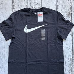 Brand New with tags Nike shirt