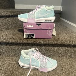 LeBron Witness VIII Glacier Blue/White -Size Men’s 11.5 Woman’s 13 - Brand New 
