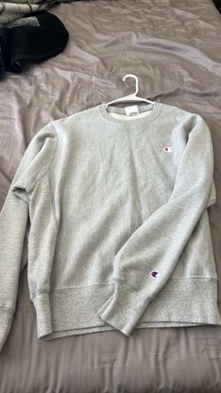 Mens Champion Crewneck Size XL in Gray