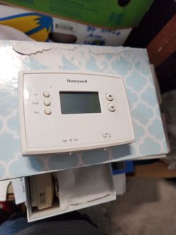 Thermostat Honeywell Programmable 5-1-1