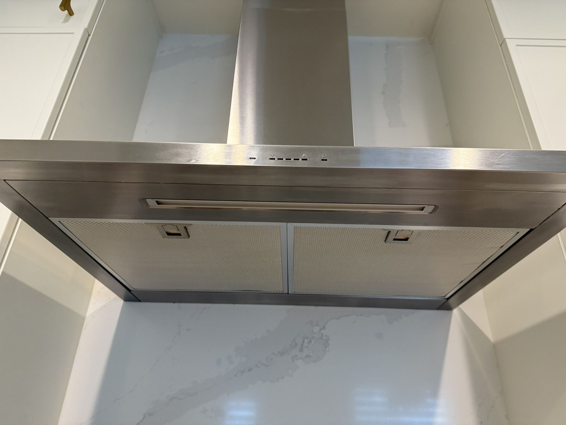 Bosch Cooktop And Zephyr Hood For Sale