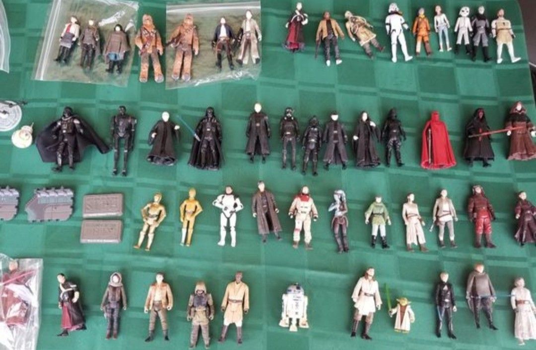 Star Wars action figures COLLECTION with ships
