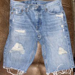 Levi Denim Shorts W32