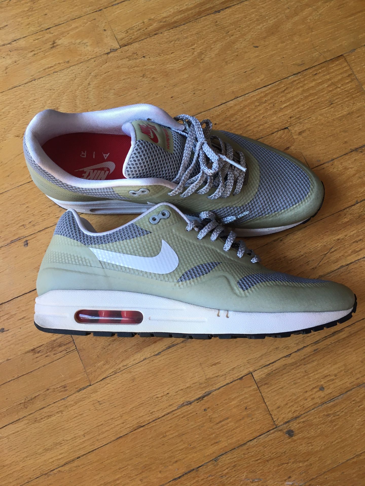 Nike Air Max Hyperfuse Matte Silver Size 10