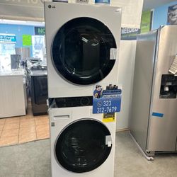 LG WASHER AND DRYER ELECTRIC TOWER