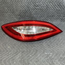 12-14 Mercedes CLS550 CLS63 LEFT SIDE LED TAIL LIGHT LAMP A218 906 03 58 Q02 OEM