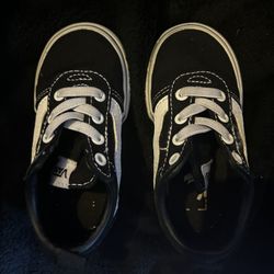 Toddler Vans Size 6