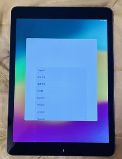 ipad 8th Gen Icloud locked (Trade)