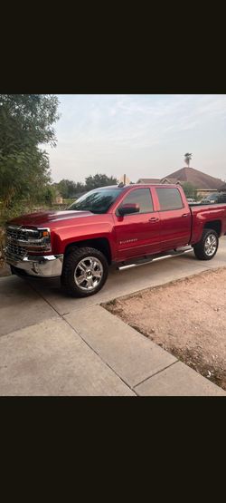 20" Chevrolet wheels and tires