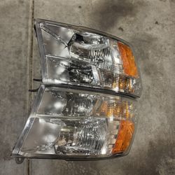2019 Dodge Ram Headlights
