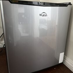 Walsh Mini Fridge (1.7Cu. Ft)