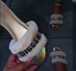 Gold Digger Slipper