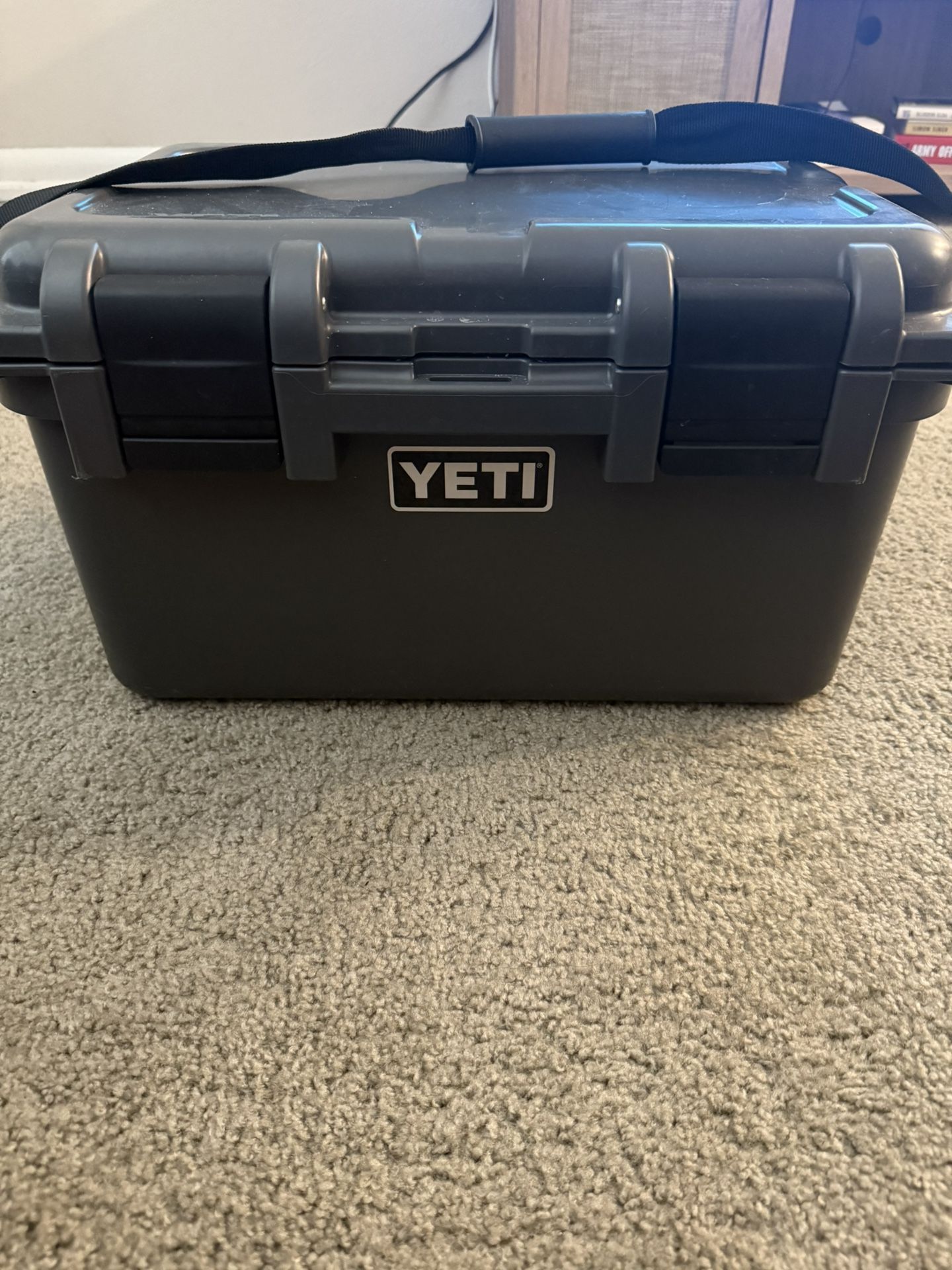 YETI Loadout Go Box