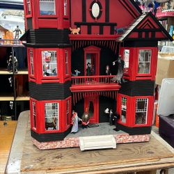 House Of Magic Doll House